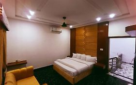 Hotel Grace Inn
